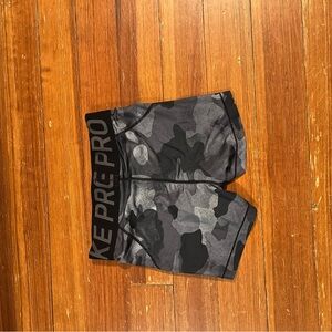 Nike Pro Men's Camo Shorts - Black/Grey